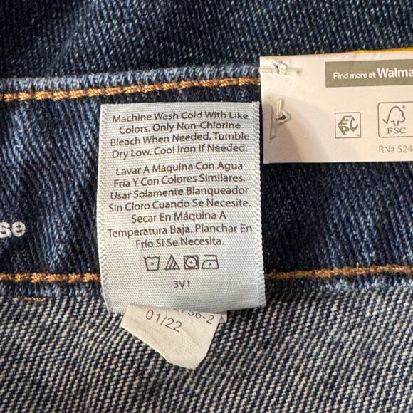 Time and Tru SZ 12 High-Rise Jean Shorts Relaxed Fit Distressed Frayed Hems Blue - Picture 6 of 8